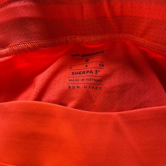 NWOT Brooks Sherpa 3in Split Men's Running Shorts Small - Picture 5 of 6